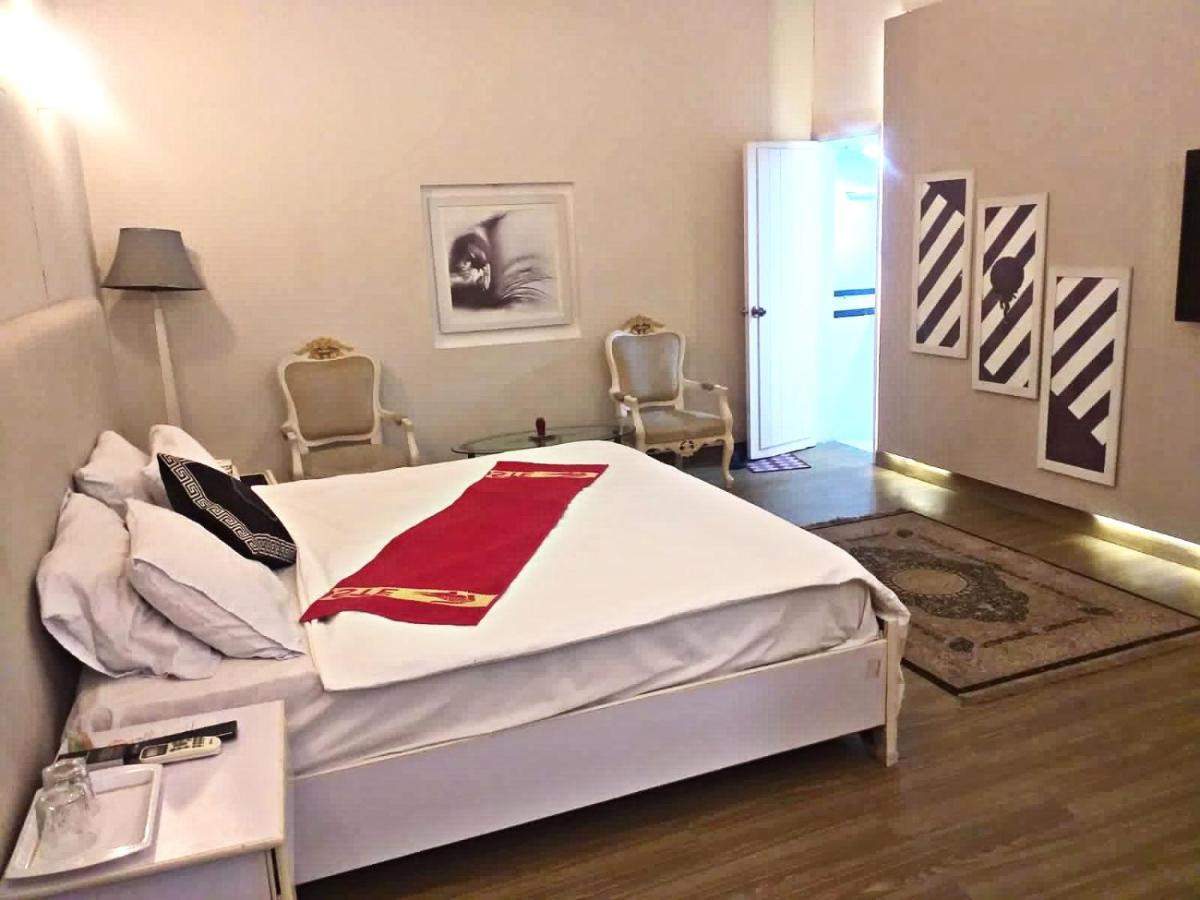 Hotel Hilton Bayview Lnn Karaczi Zewnętrze zdjęcie