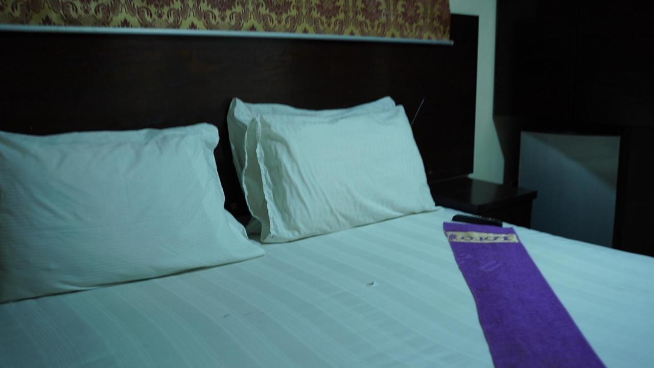 Hotel Hilton Bayview Lnn Karaczi Zewnętrze zdjęcie